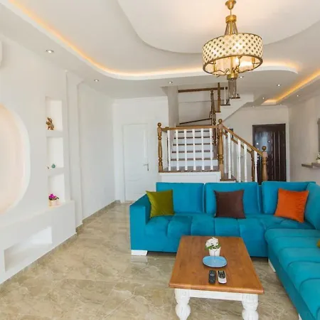 Villa Uezuemlue 3 Bedroom Secluded With Private Pool Hot Tub Kalkan