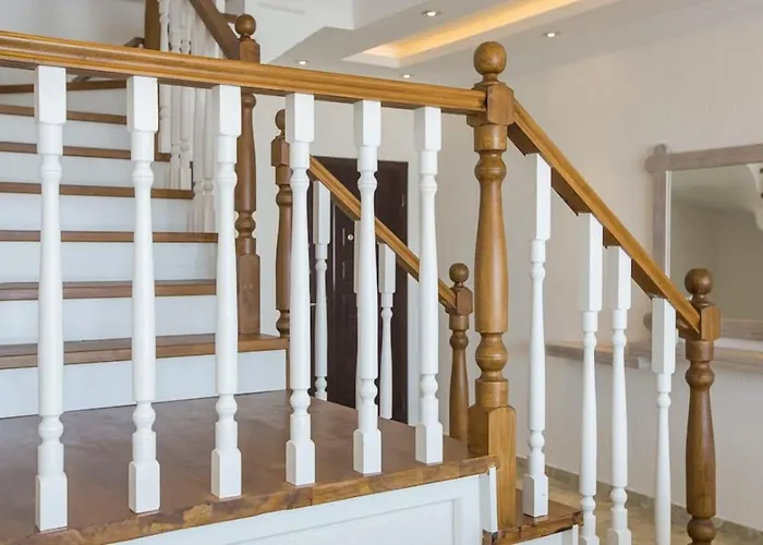 فيلة Uezuemlue 3 Bedroom Secluded With Private Pool Hot Tub