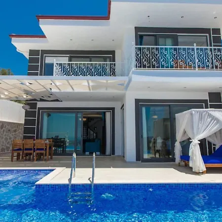 빌라 Uezuemlue 3 Bedroom Secluded With Private Pool Hot Tub *