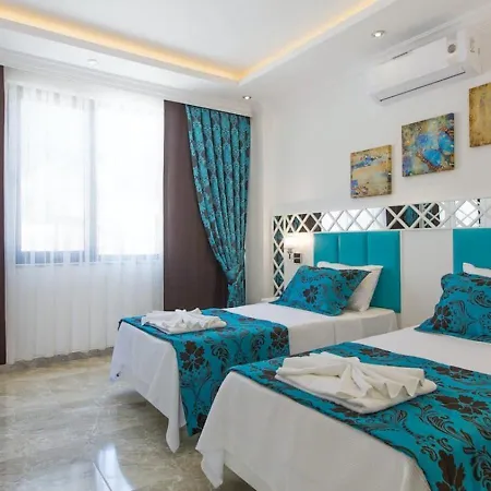 Uezuemlue 3 Bedroom Secluded With Private Pool Hot Tub *